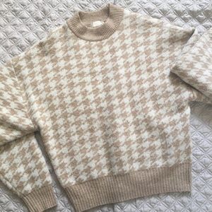 H&M Sweater